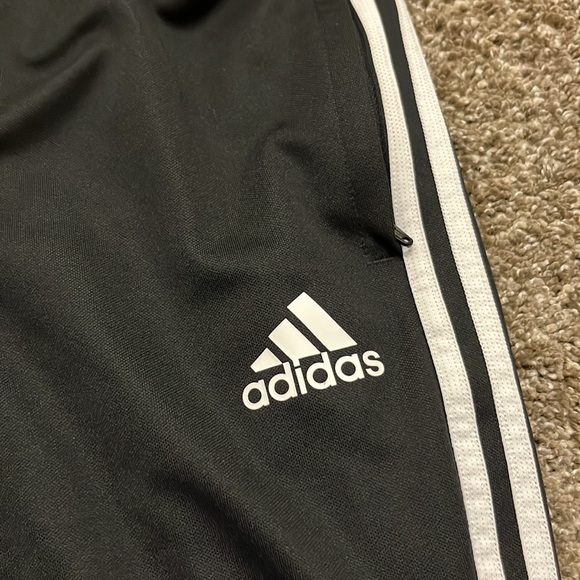 Joggers - Picture 2 of 4